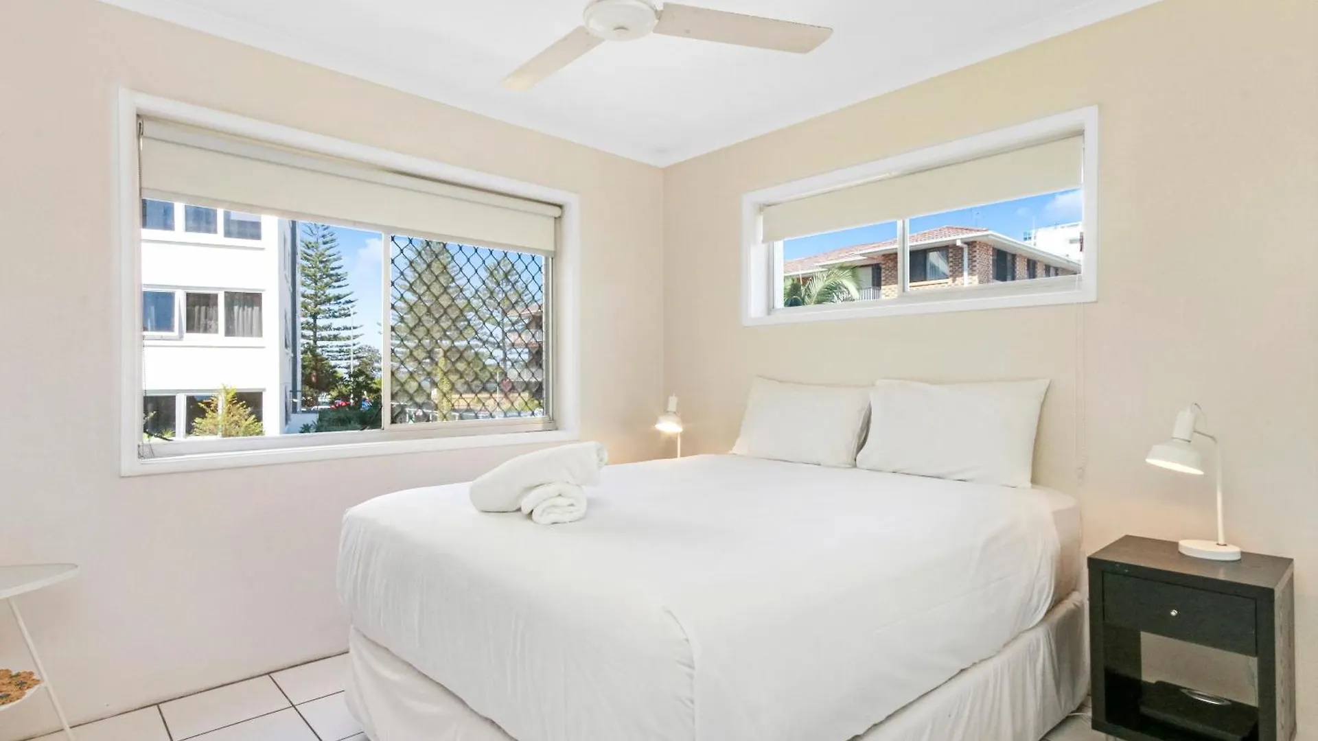 Superb 1 Bedroom Apartment Near The Beach Gold Coast
